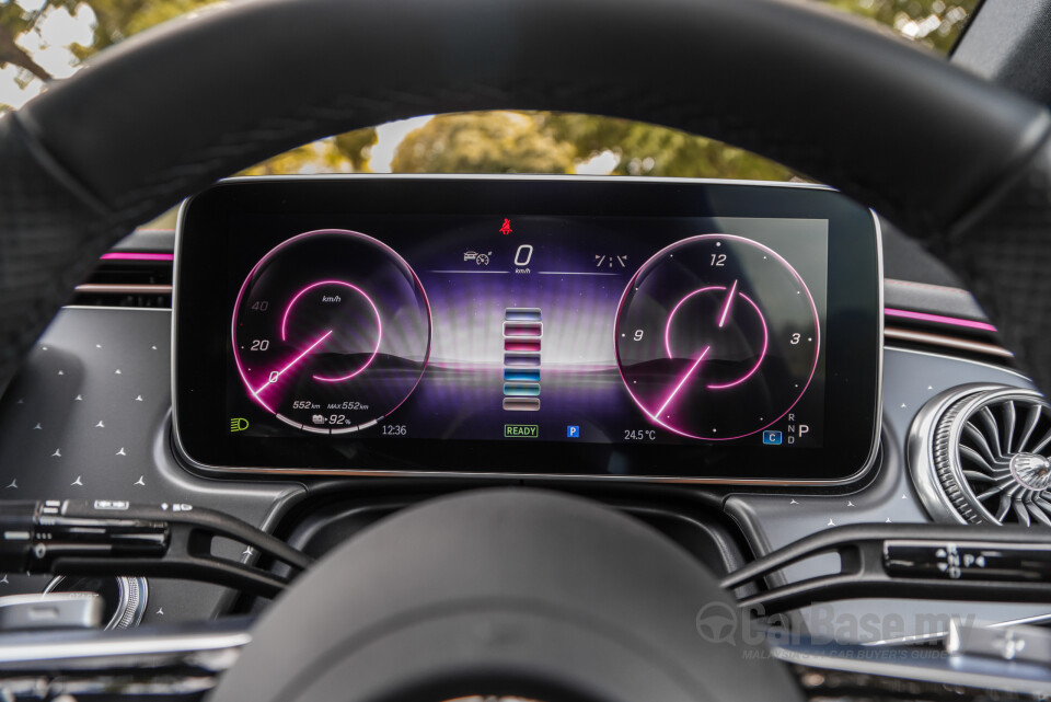 Mercedes-Benz EQE V295 (2022) Interior