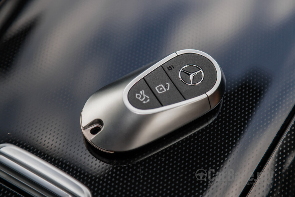 Mercedes-Benz EQE V295 (2022) Interior