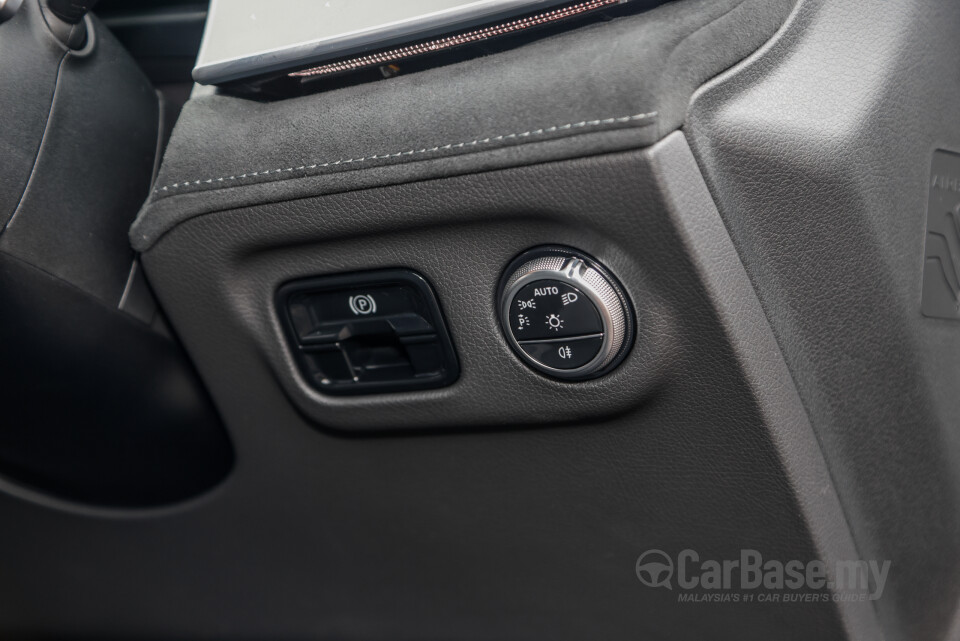 Mercedes-Benz EQE V295 (2022) Interior