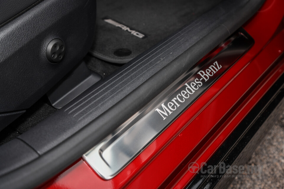 Mercedes-Benz EQE V295 (2022) Interior