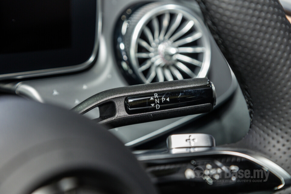 Mercedes-Benz EQE V295 (2022) Interior