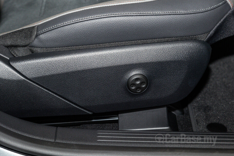 Mercedes-Benz EQE V295 (2022) Interior