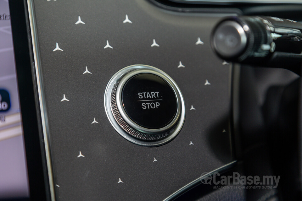 Mercedes-Benz EQE V295 (2022) Interior