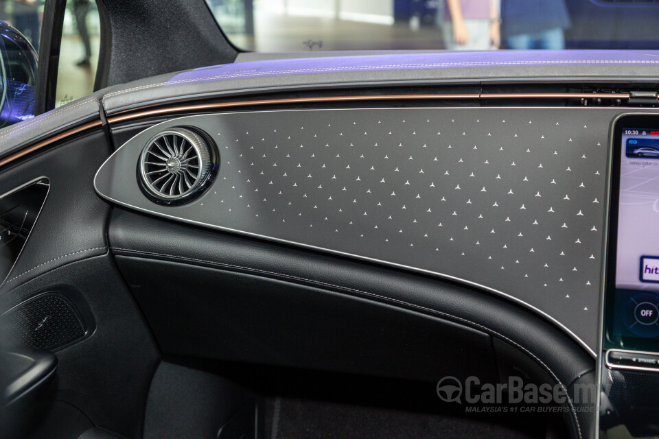 Mercedes-Benz EQE V295 (2022) Interior