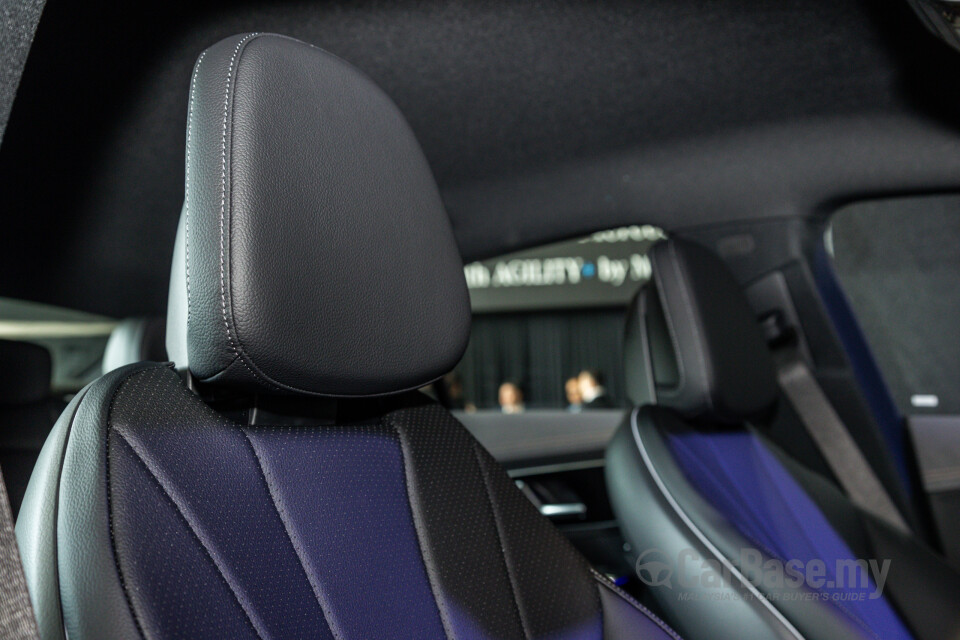 Mercedes-Benz EQE V295 (2022) Interior