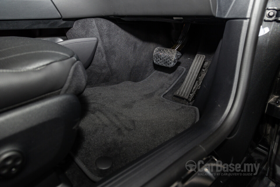 Mercedes-Benz EQE V295 (2022) Interior