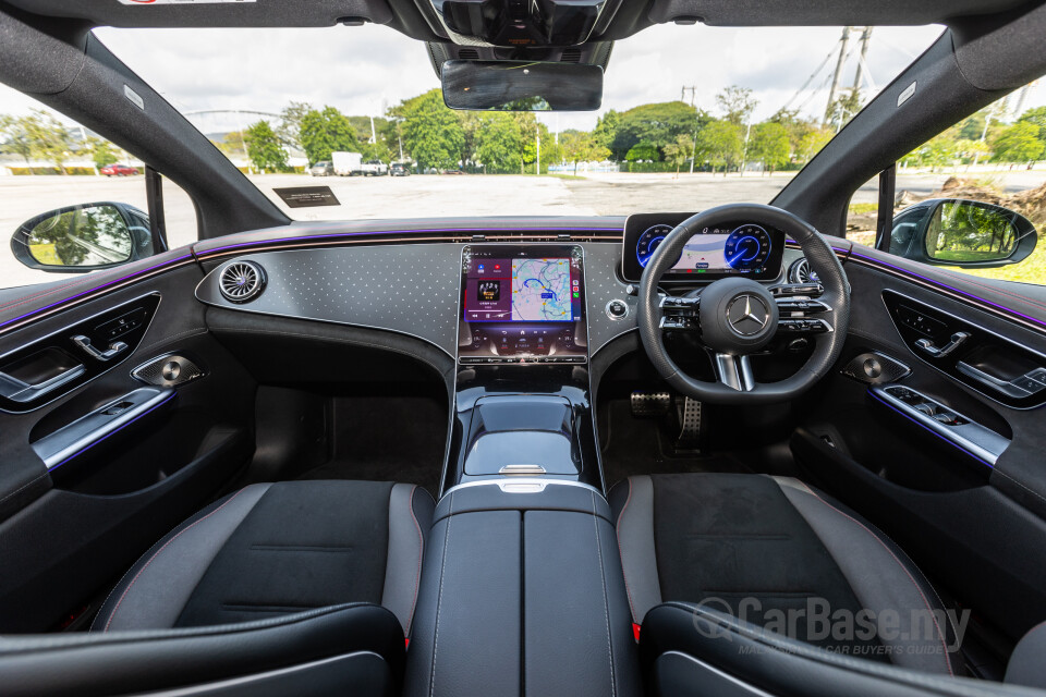 Mercedes-Benz EQE V295 (2022) Interior