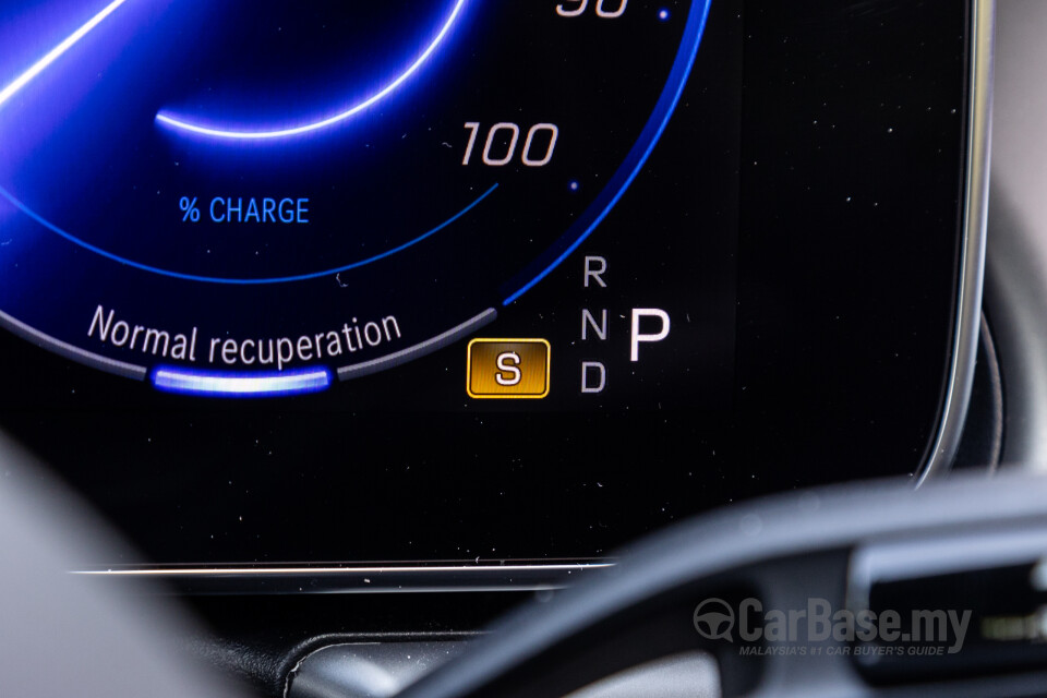Mercedes-Benz EQE V295 (2022) Interior