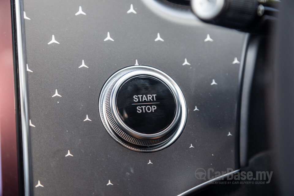 Mercedes-Benz EQE V295 (2022) Interior