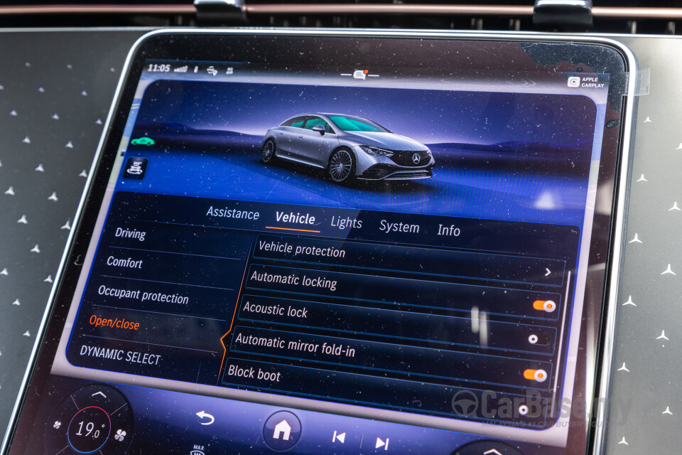 Mercedes-Benz EQE V295 (2022) Interior