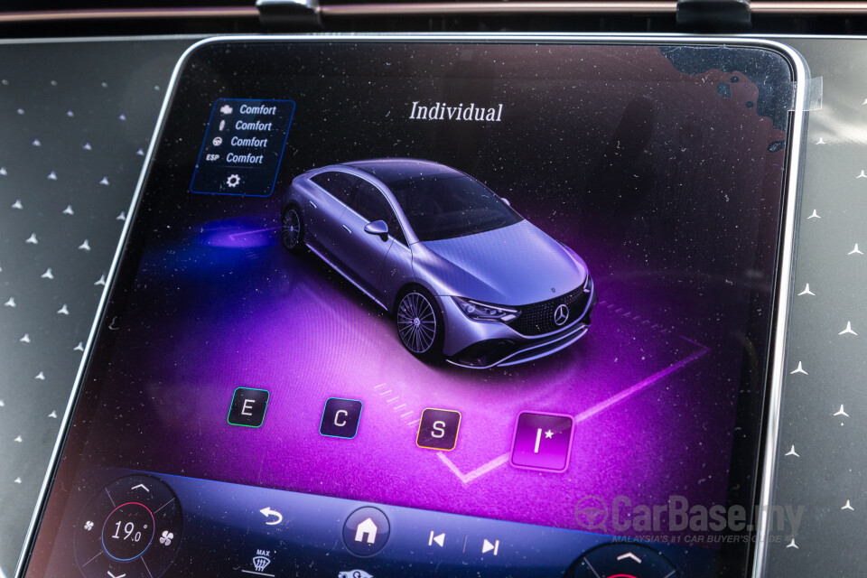 Mercedes-Benz EQE V295 (2022) Interior