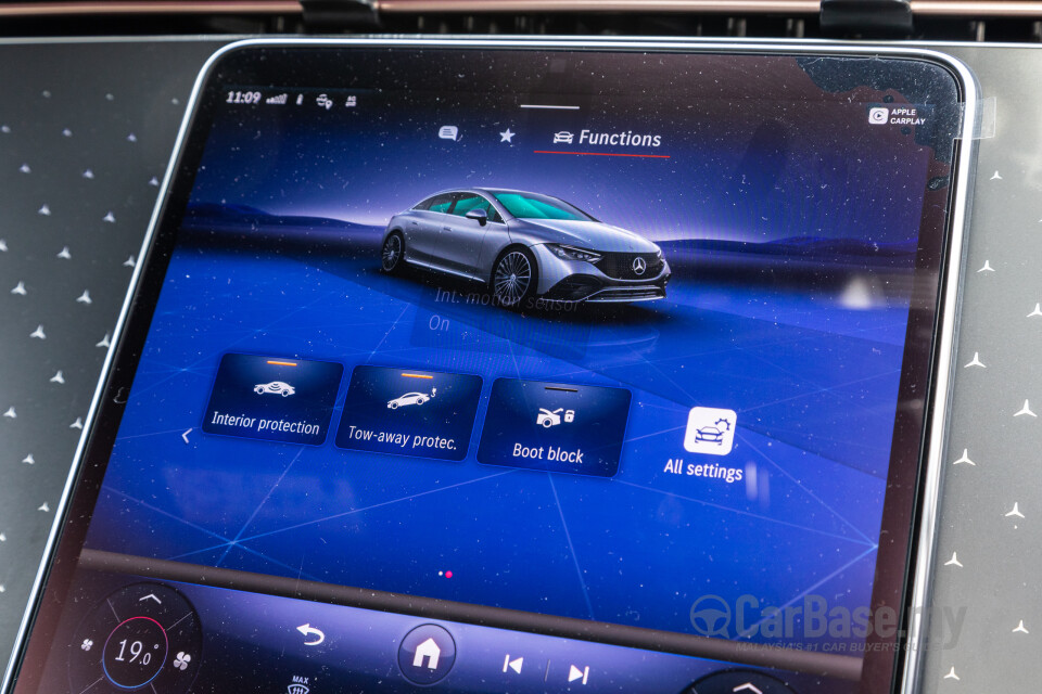 Mercedes-Benz EQE V295 (2022) Interior