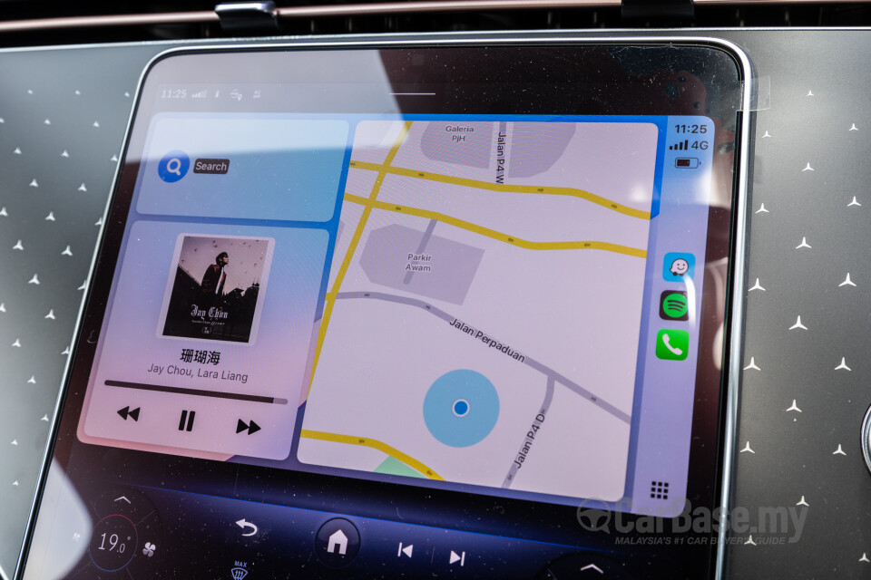Mercedes-Benz EQE V295 (2022) Interior