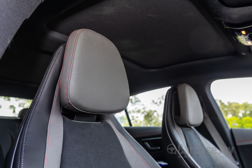 Mercedes-Benz EQE V295 (2022) Interior