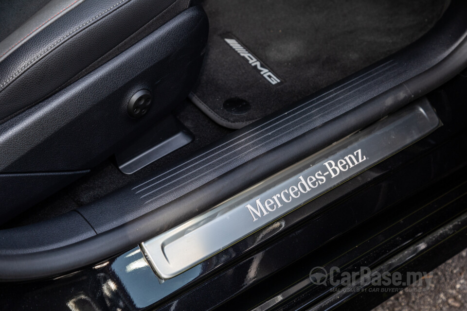 Mercedes-Benz EQE V295 (2022) Interior