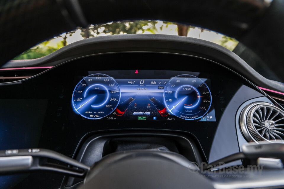 Mercedes-Benz AMG EQS V297 (2023) Interior