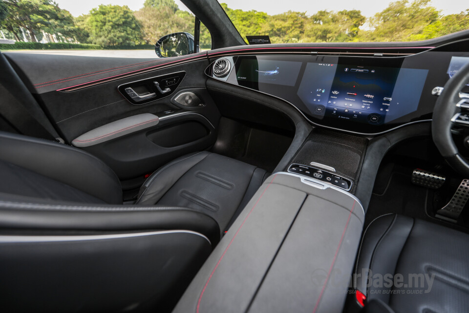 Mercedes-Benz AMG EQS V297 (2023) Interior