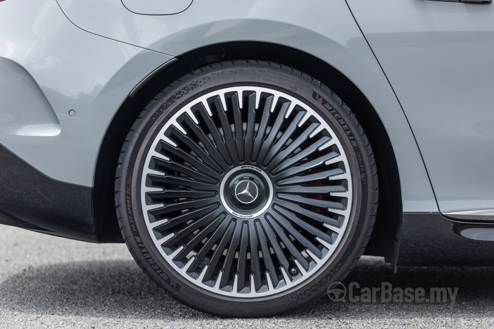 Mercedes-Benz AMG EQE V295 (2023) Exterior