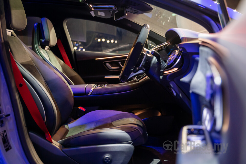 Mercedes-Benz AMG EQE V295 (2023) Interior
