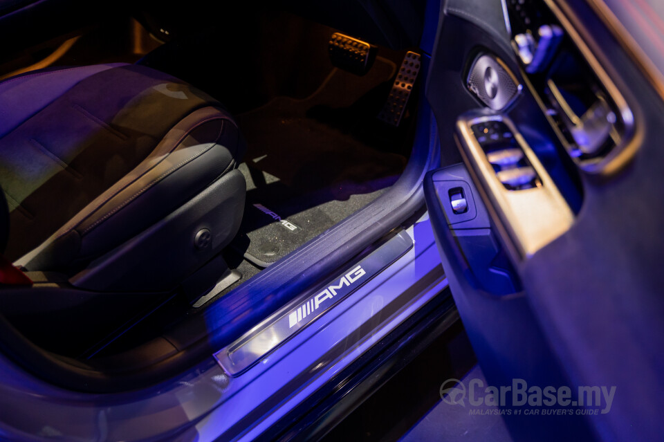 Mercedes-Benz AMG EQE V295 (2023) Interior