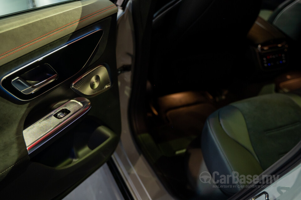Mercedes-Benz AMG EQE V295 (2023) Interior
