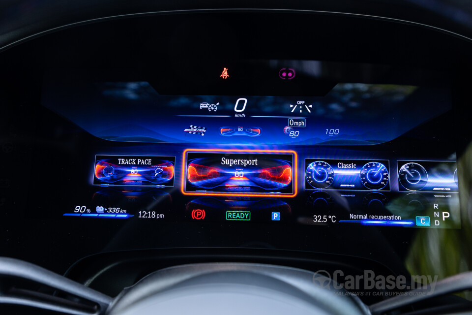 Mercedes-Benz AMG EQE V295 (2023) Interior
