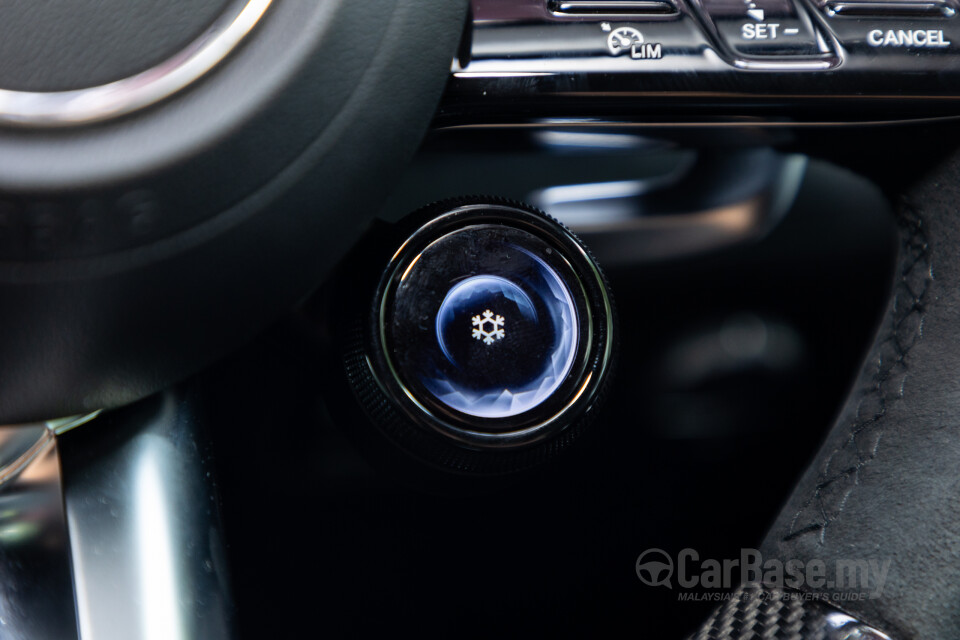 Mercedes-Benz AMG EQE V295 (2023) Interior