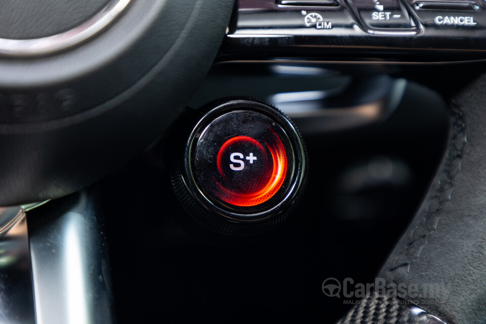 Mercedes-Benz AMG EQE V295 (2023) Interior