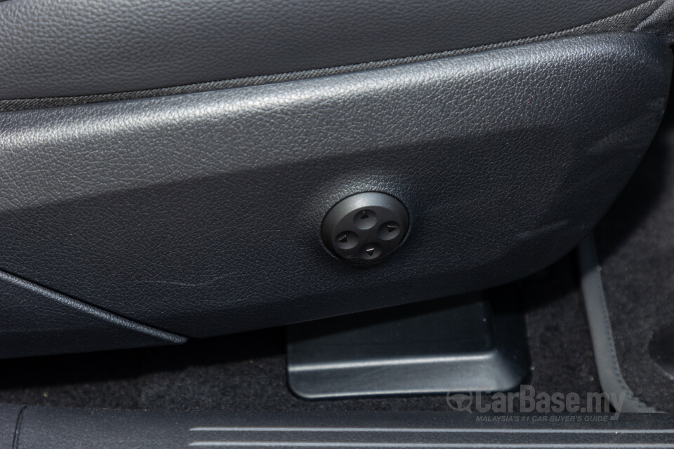Mercedes-Benz AMG EQE V295 (2023) Interior