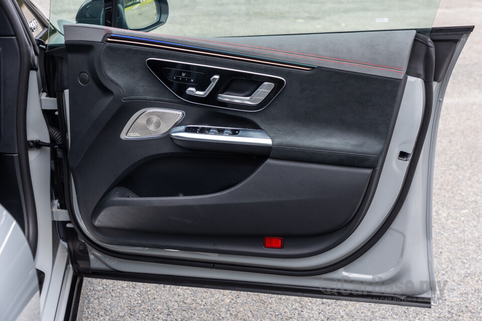 Mercedes-Benz AMG EQE V295 (2023) Interior