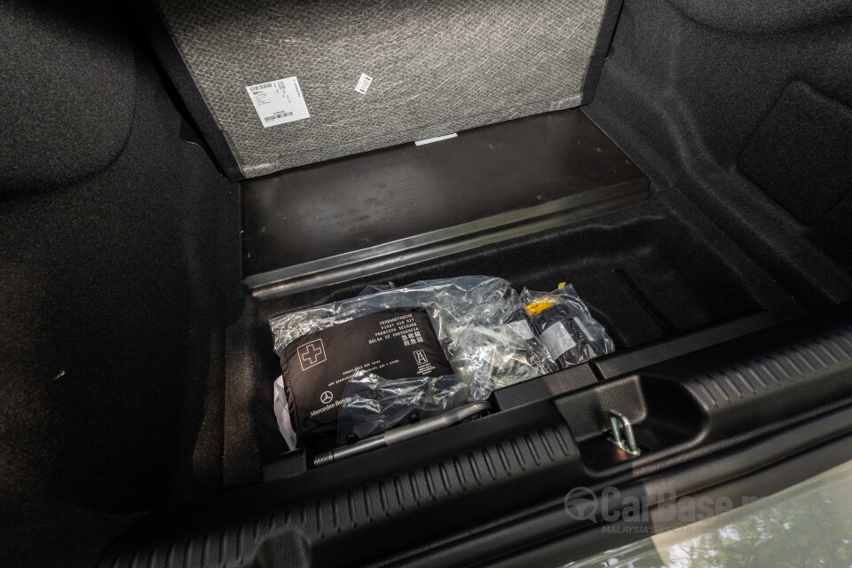 Mercedes-Benz AMG EQE V295 (2023) Interior