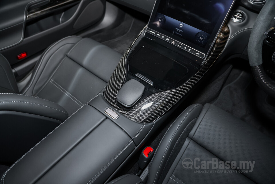 Mercedes-Benz AMG SL R232 (2023) Interior