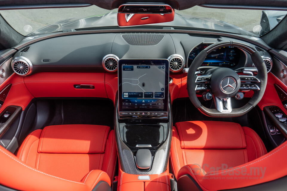 Mercedes-Benz AMG SL R232 (2023) Interior