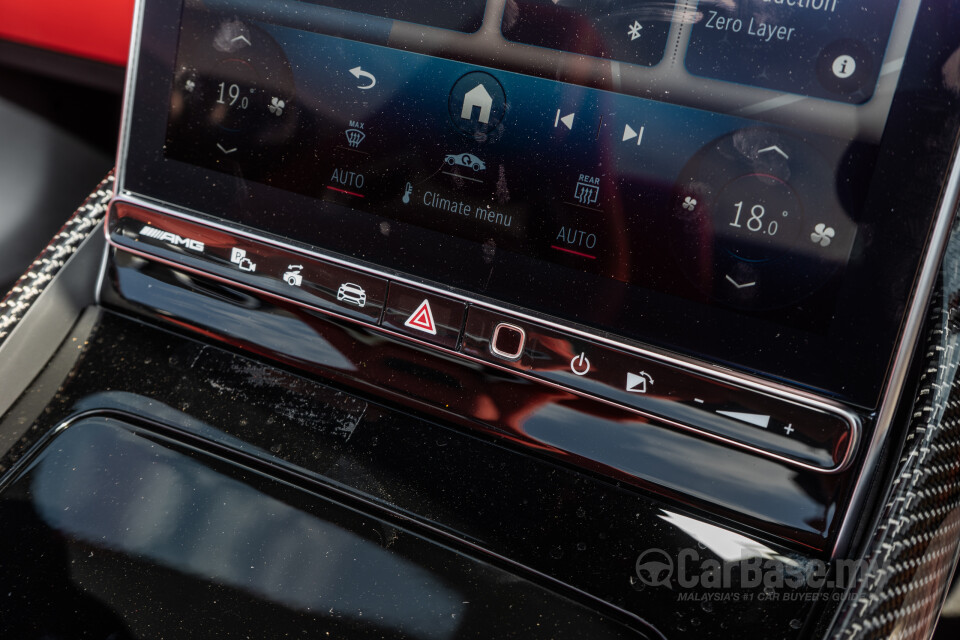 Mercedes-Benz AMG SL R232 (2023) Interior