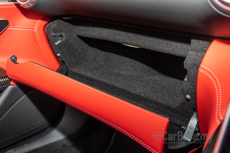 Mercedes-Benz AMG SL R232 (2023) Interior