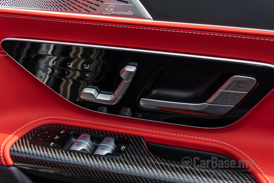 Mercedes-Benz AMG SL R232 (2023) Interior