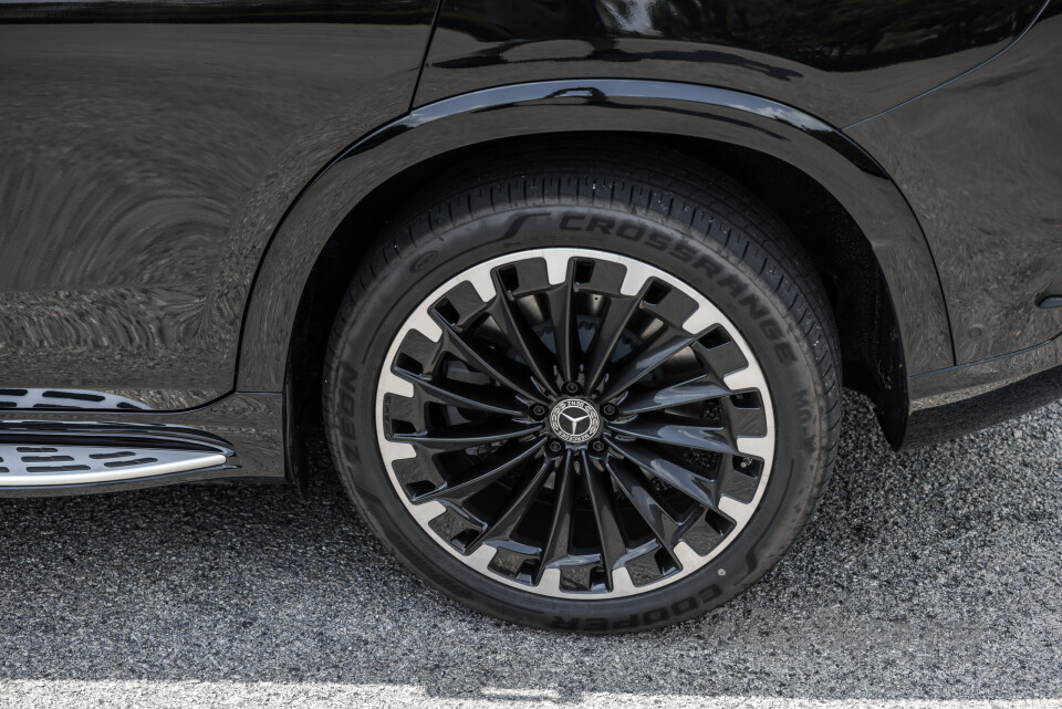 Mercedes-Benz EQS SUV X296 (2023) Exterior