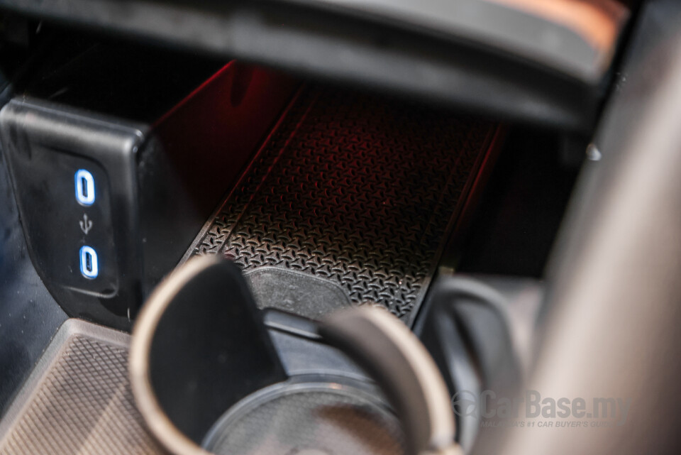 Mercedes-Benz EQS SUV X296 (2023) Interior
