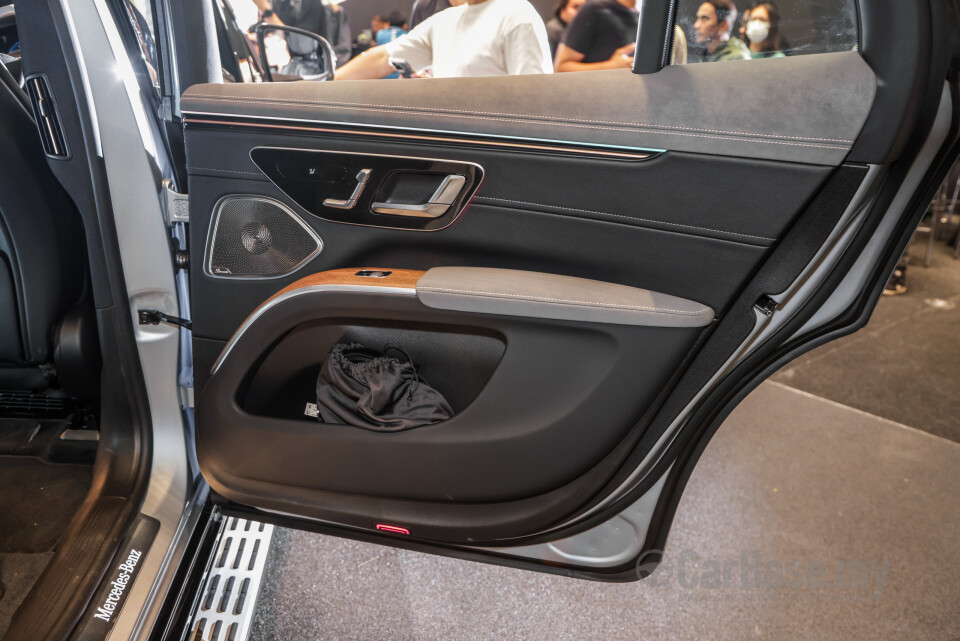 Mercedes-Benz EQS SUV X296 (2023) Interior