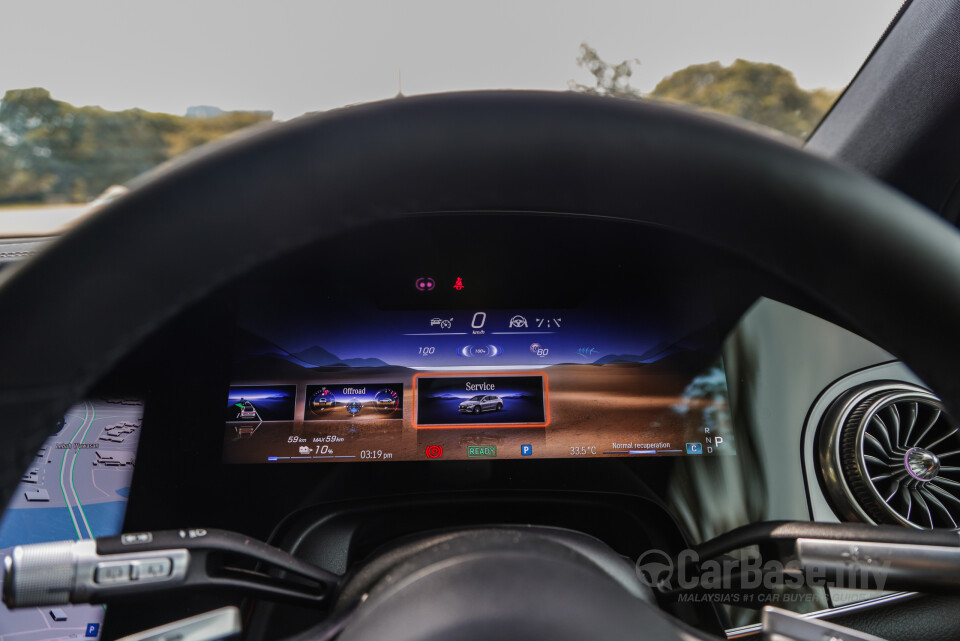 Mercedes-Benz EQS SUV X296 (2023) Interior
