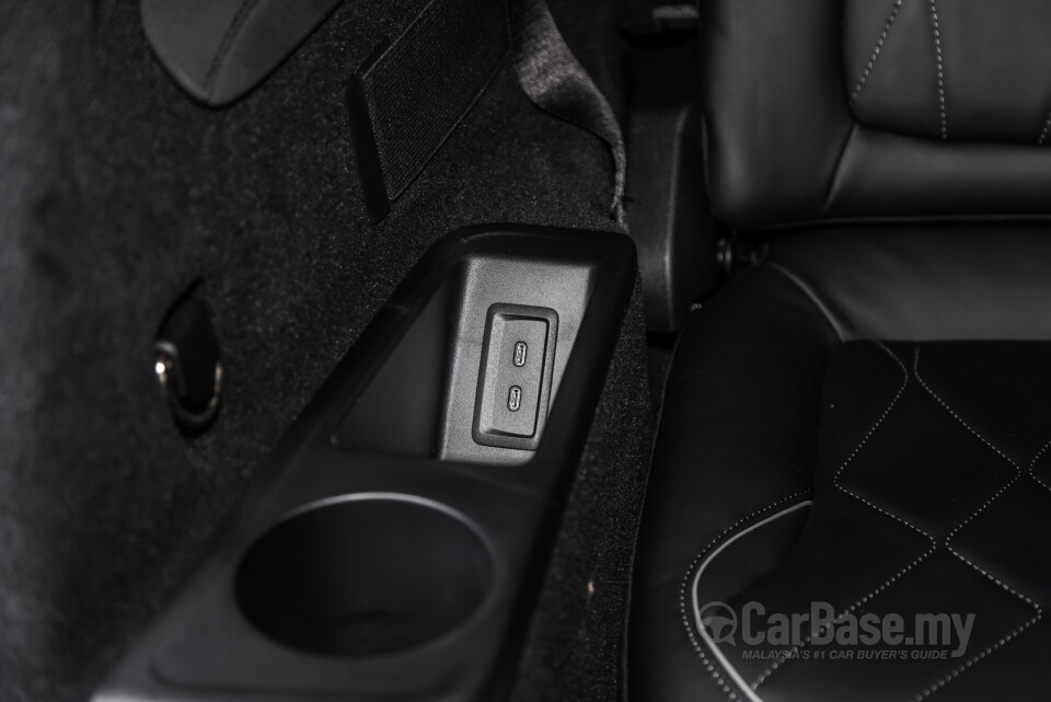 Mercedes-Benz EQS SUV X296 (2023) Interior