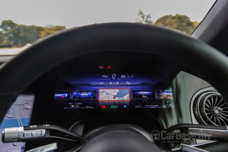 Mercedes-Benz EQS SUV X296 (2023) Interior