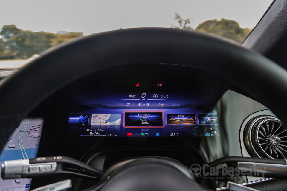 Mercedes-Benz EQS SUV X296 (2023) Interior