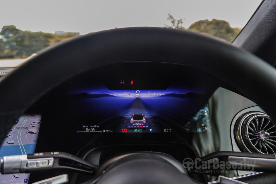 Mercedes-Benz EQS SUV X296 (2023) Interior