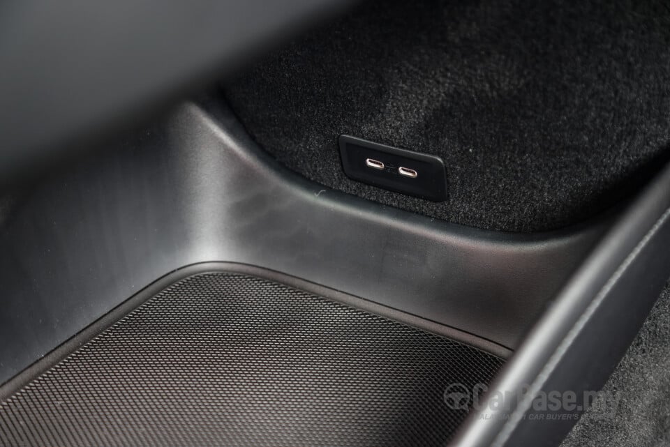 Mercedes-Benz EQS SUV X296 (2023) Interior