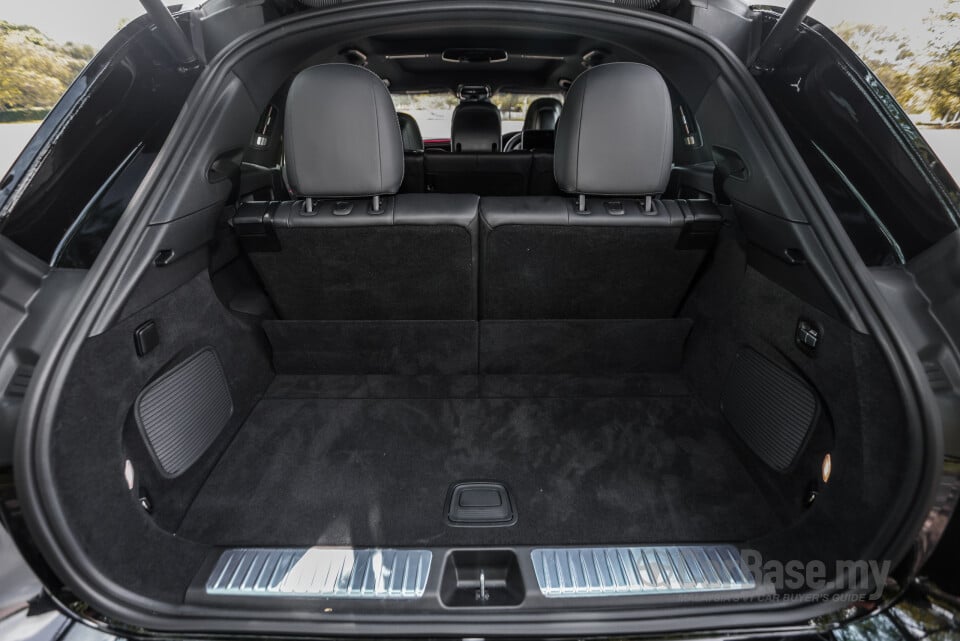 Mercedes-Benz EQS SUV X296 (2023) Interior