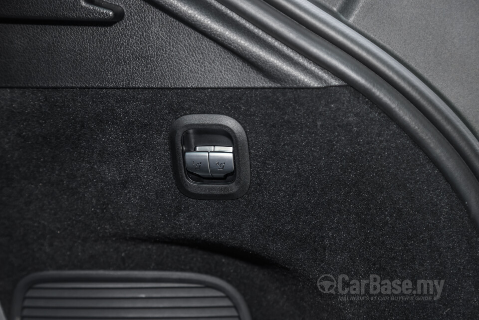Mercedes-Benz EQS SUV X296 (2023) Interior