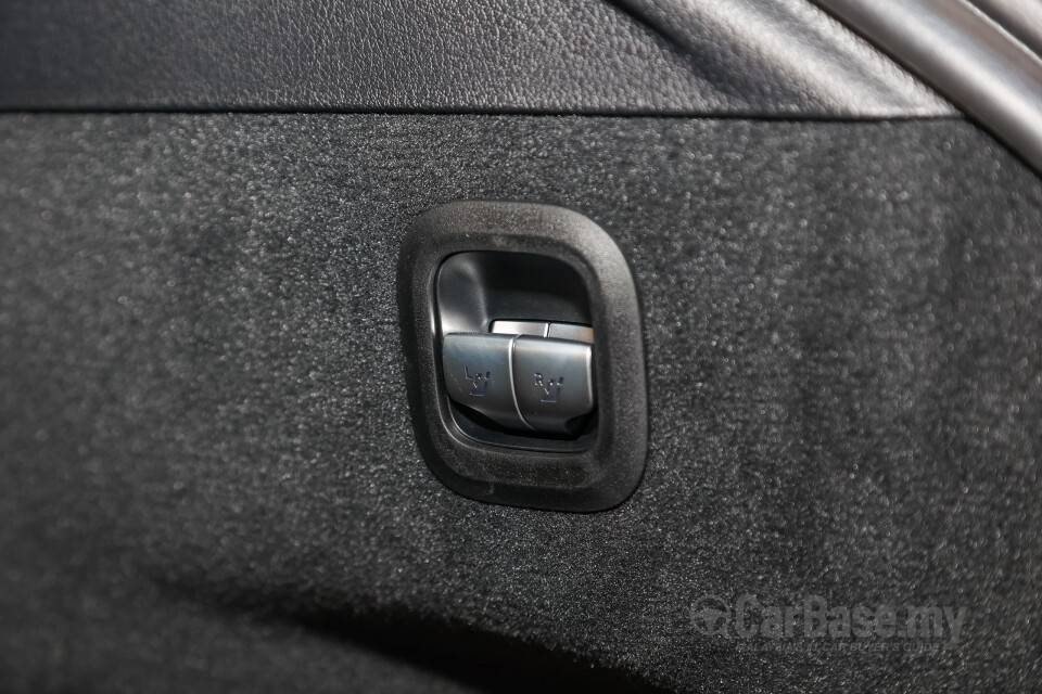 Mercedes-Benz EQS SUV X296 (2023) Interior