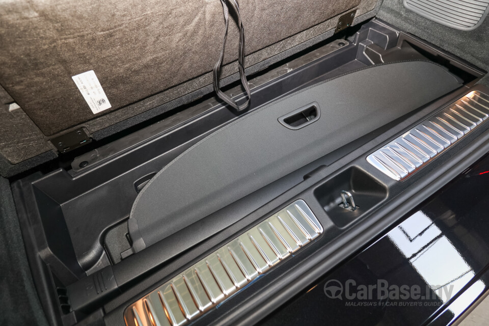 Mercedes-Benz EQS SUV X296 (2023) Interior
