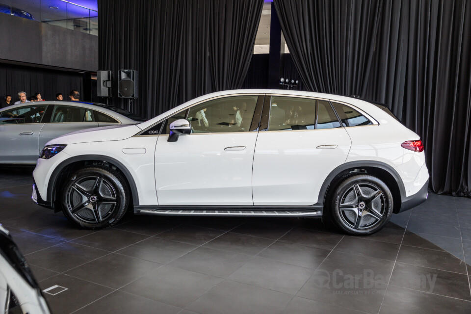 Mercedes-Benz EQE SUV X294 (2023) Exterior